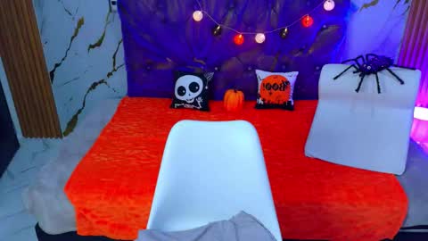 APRIL online show from 10.10.25