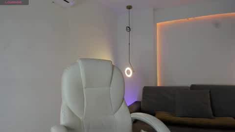 April online show from 03.12.25