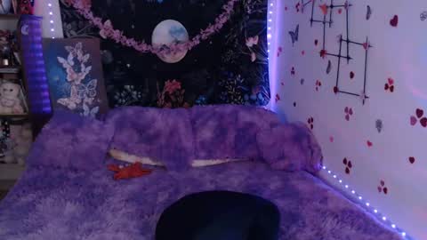 april_l6 online show from 03.04.25