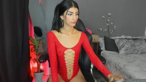 Snapshot of april_scarlett chatting on 02.17.25 Scarlett Independent Model  online show from 02.17.25