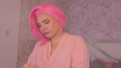 Isabella online show from 04.10.26