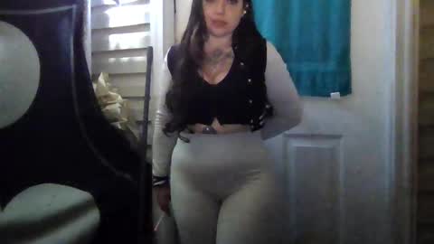 Snapshot of aprilanna chatting on 11.14.25 AnnaApril420 online show from 11.14.25