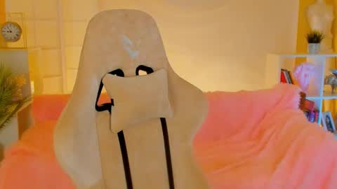 aprill_o_nill online show from 01.28.25