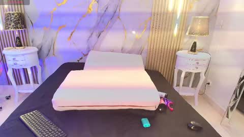 aprillross online show from 04.17.26