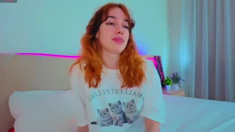 Snapshot of aprilmask chatting on 04.16.26 Emily online show from 04.16.26