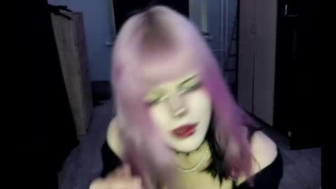Alice D online show from 05.04.26