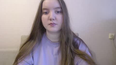 Snapshot of aquanarmin chatting on 02.14.25 Josefin online show from 02.14.25