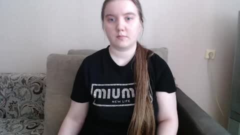 Josefin online show from 04.10.26