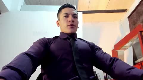 Jonathan online show from 10.08.25