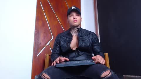 Snapshot of aquiles_elpapi chatting on 02.03.25 AquilesElpapi online show from 02.03.25