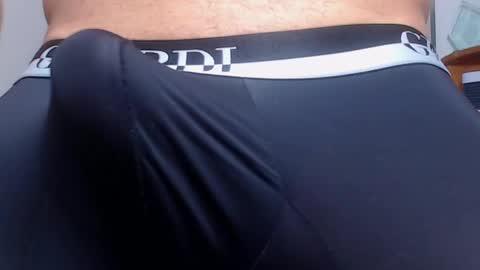 Snapshot of aquiles_elpapi chatting on 02.27.25 AquilesElpapi online show from 02.27.25