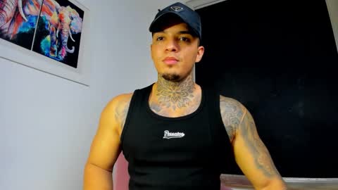 Snapshot of aquiles_elpapi chatting on 10.09.25 AquilesElpapi online show from 10.09.25