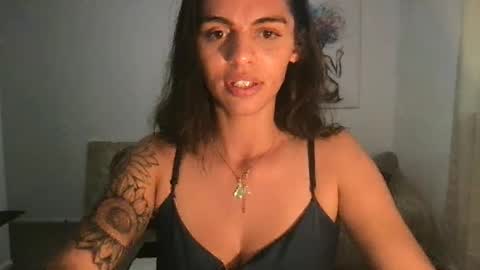Snapshot of arabianprincess37 chatting on 10.06.25 arabianprincess37 online show from 10.06.25