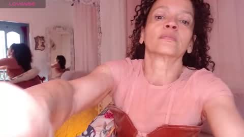 Snapshot of arabiel chatting on 02.16.25 Nadia Cyel online show from 02.16.25