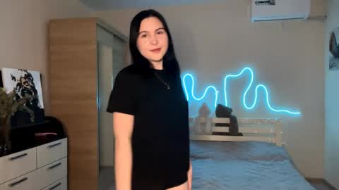 Emi online show from 04.04.26