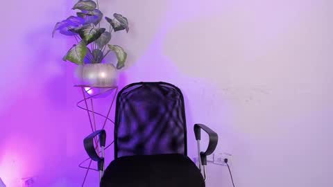   online show from 01.22.25