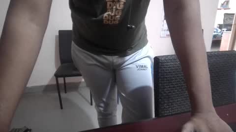 Snapshot of arahullovely chatting on 01.28.25 Rahul online show from 01.28.25