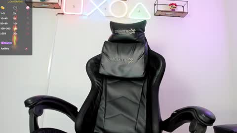 Snapshot of arceluuz chatting on 02.11.25 Arceluz online show from 02.11.25