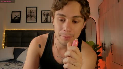 Archie online show from 04.20.26