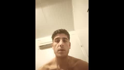 Snapshot of arenn1997 chatting on 12.01.25 arenn1997 online show from 12.01.25