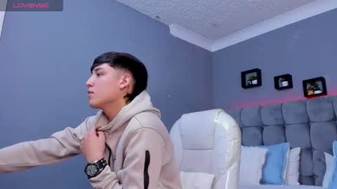 Ares online show from 11.05.25