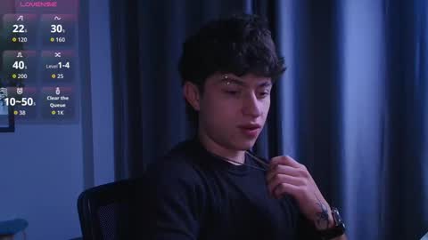 Snapshot of ares_dickson1 chatting on 10.19.25 Ares online show from 10.19.25