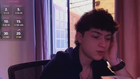 Snapshot of ares_dickson1 chatting on 10.19.25 Ares online show from 10.19.25