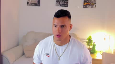 Snapshot of areslevi chatting on 12.17.25 ares levi online show from 12.17.25