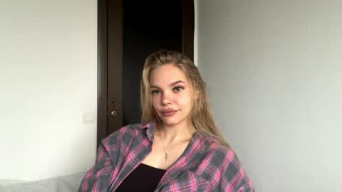 Amelia online show from 11.10.25