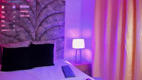 Arianna Baker online show from 11.21.25