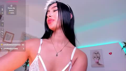 Snapshot of ari_es chatting on 01.15.25 Ari online show from 01.15.25