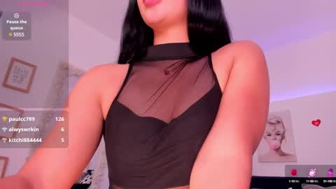 Snapshot of ari_es chatting on 01.25.25 Ari online show from 01.25.25