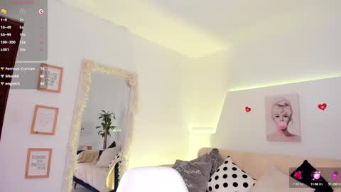 Snapshot of ari_es chatting on 01.31.25 Ari online show from 01.31.25