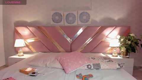 Ari  online show from 02.04.25