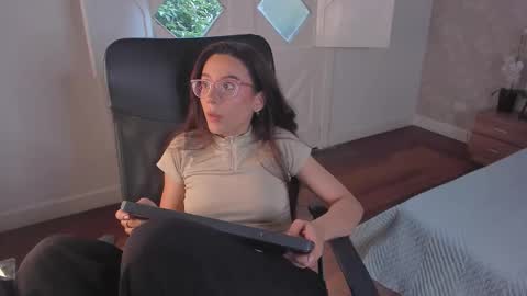 Ari Wilde online show from 03.20.26