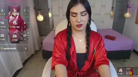 Snapshot of aria07_ chatting on 09.24.25 Ari online show from 09.24.25