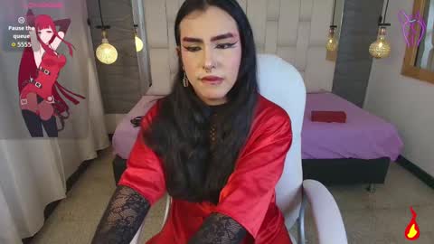 Snapshot of aria07_ chatting on 10.07.25 Ari online show from 10.07.25