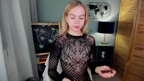 aria69stars online show from 11.18.25