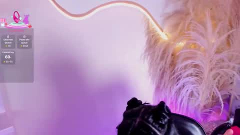 Aria Jones online show from 01.06.26