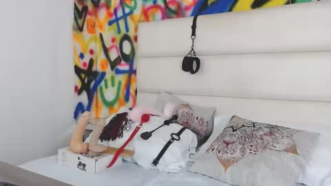 aria online show from 12.23.24