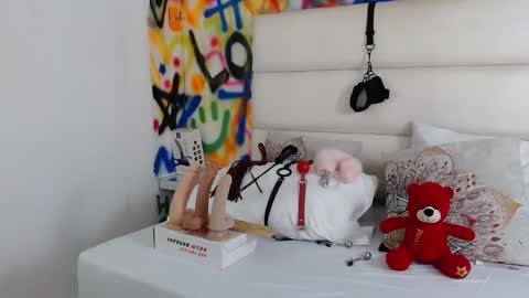 aria online show from 02.28.25