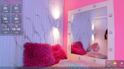 Aria Millers  online show from 12.20.24
