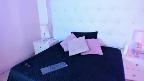 Aria online show from 04.13.26