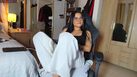 aria_sweet21 online show from 04.18.26