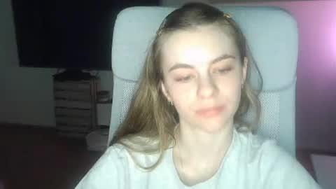 Snapshot of ariacreazy chatting on 05.19.26 AriaCreazy online show from 05.19.26