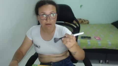 Snapshot of ariadna_6 chatting on 02.15.25 ...Ariana... online show from 02.15.25