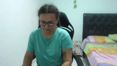 ...Ariana... online show from 11.04.25