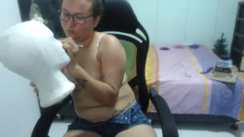 ...Ariana... online show from 11.13.25