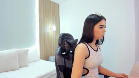 A R I A D N A online show from 02.20.26