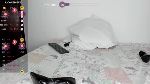 Snapshot of ariadna_cute chatting on 03.02.25 linda online show from 03.02.25